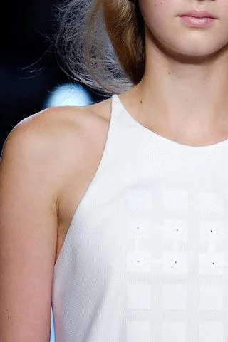 Look 13